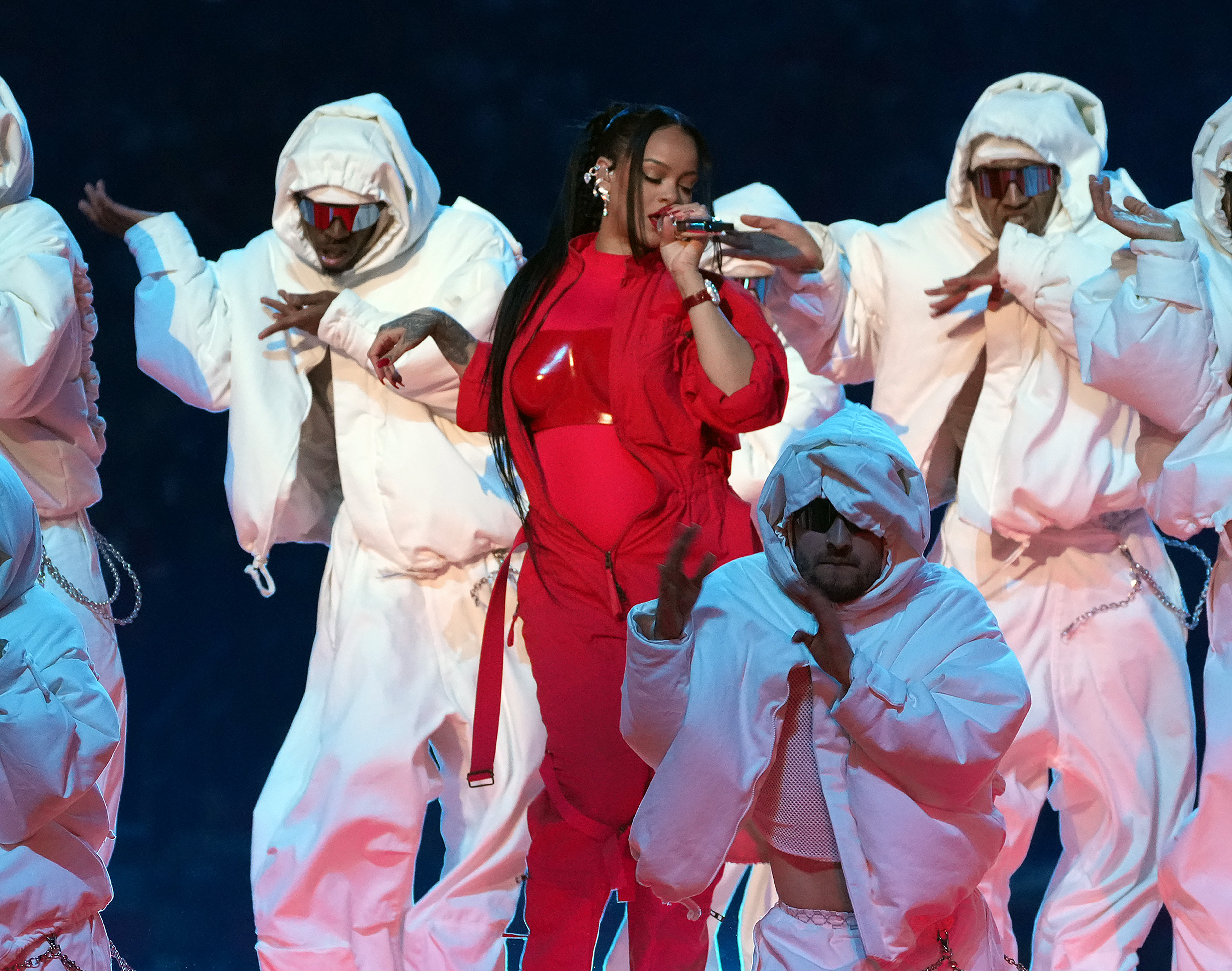 Rihanna's Super Bowl Halftime Show: The Good, The Bad & The  Questionable