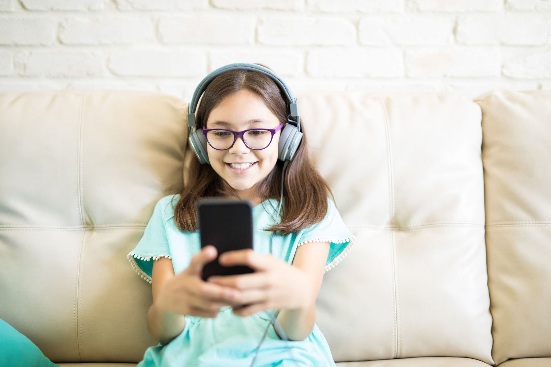 A social media expert believes banning apps such as TikTok would lead to “underground behaviour”.