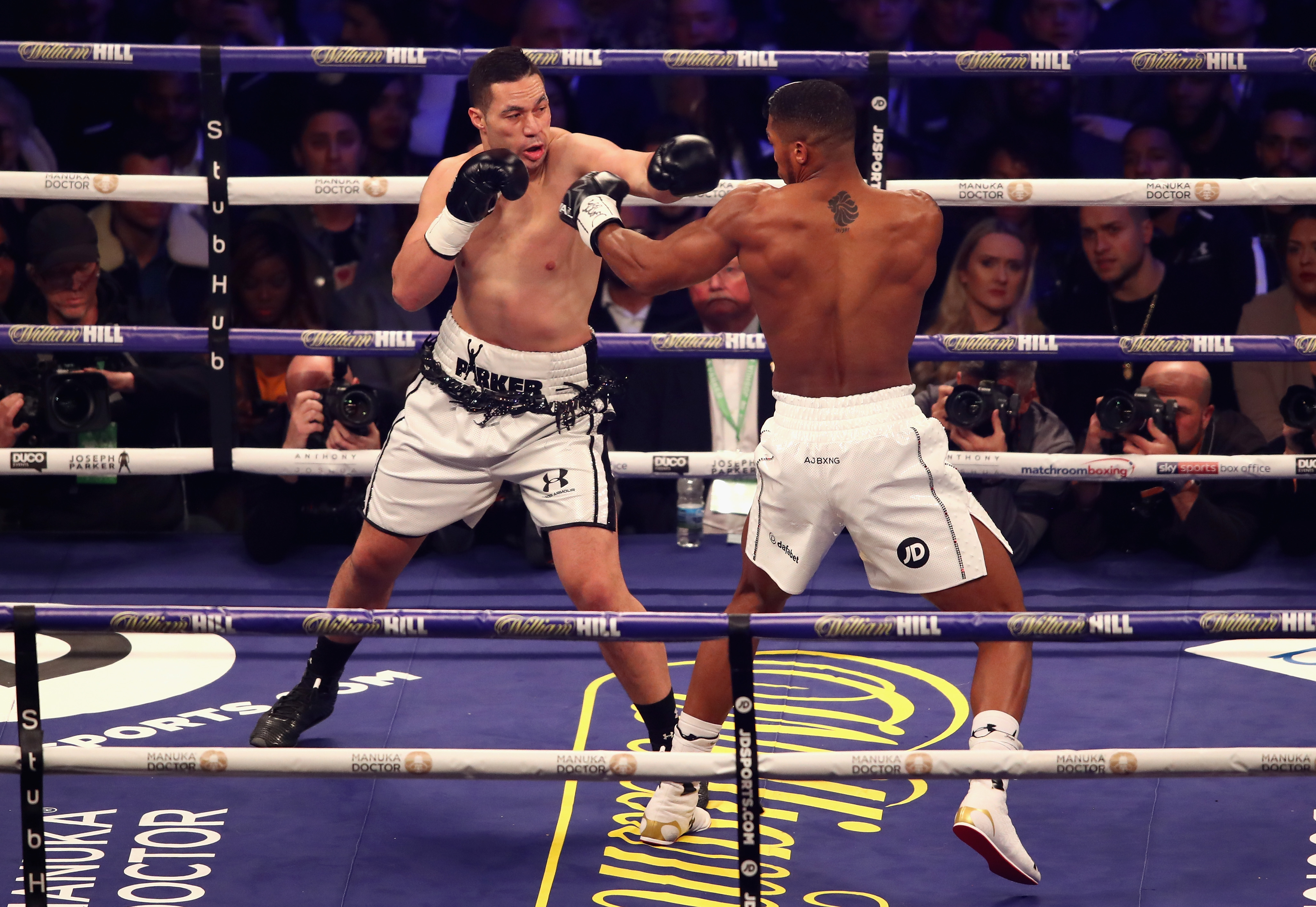 Boxing Anthony Joshua beats Joseph Parker by decision in heavyweight boxing unification fight