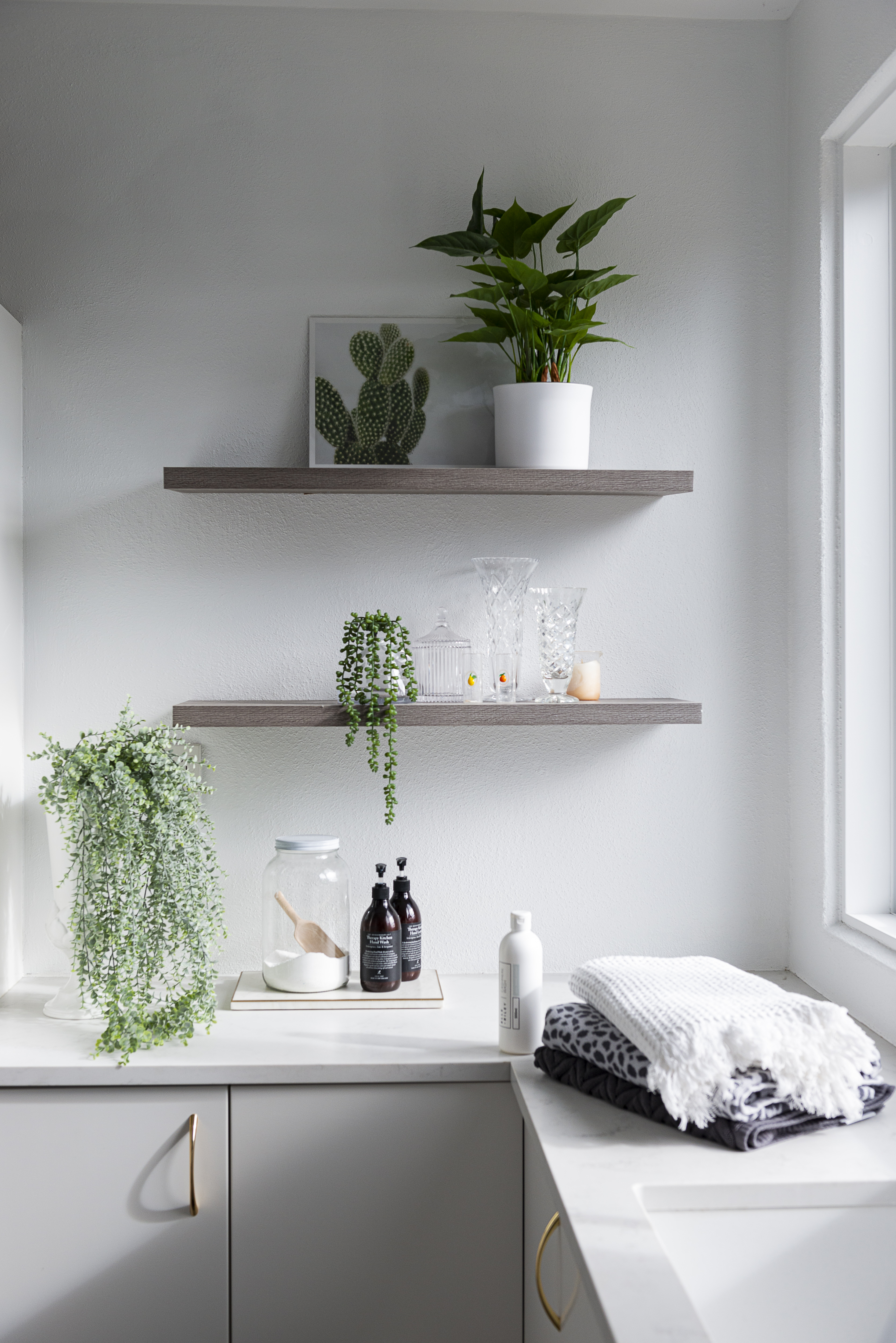 Leanne Moore offers expert tips on how to keep on top of a tidy home. Photo / Cave Bureau