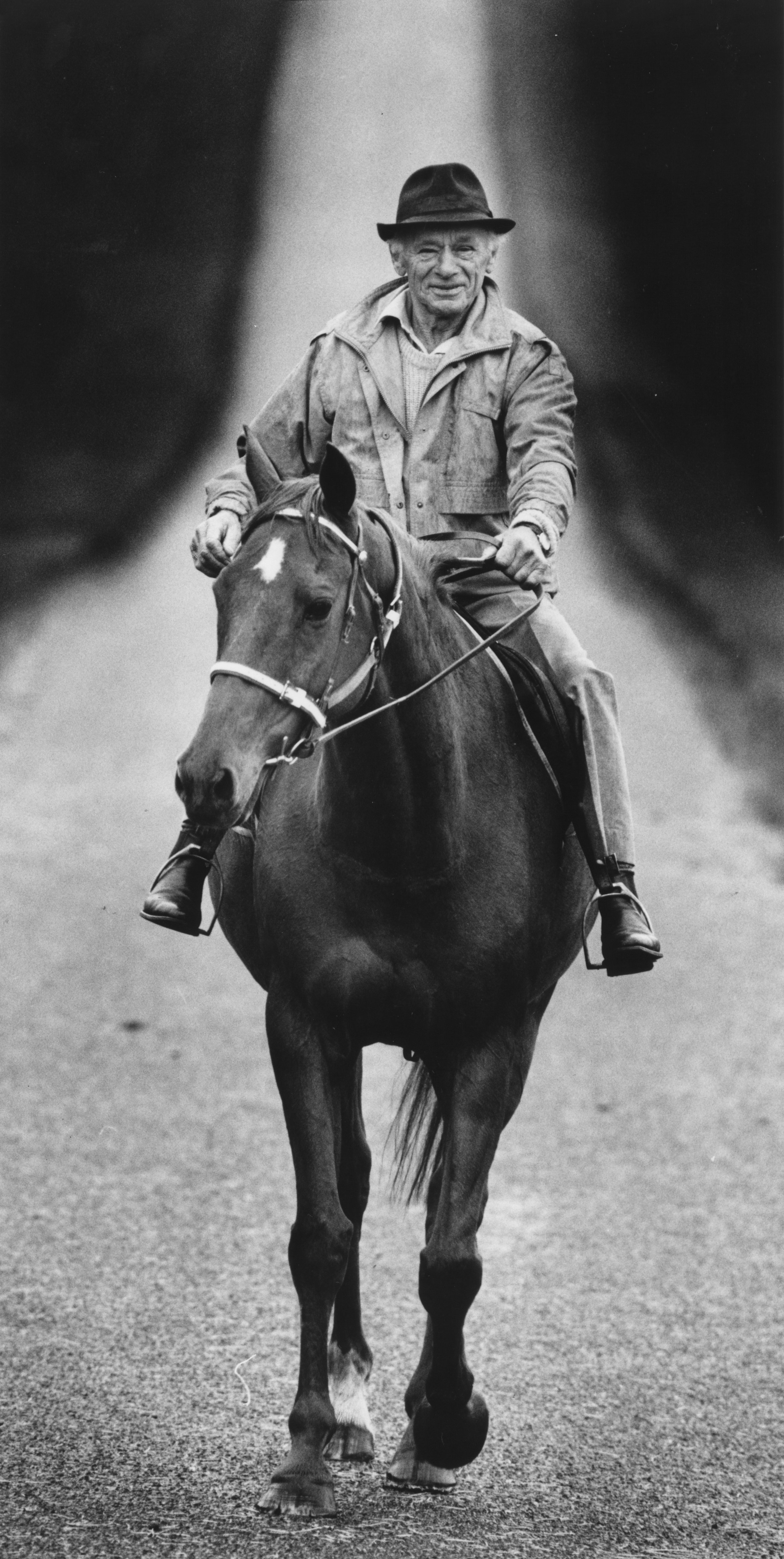 Kiwi and Snow Lupton take a ride in the streets of Waverley in 1993, 10 years after the horse's Melbourne Cup victory.