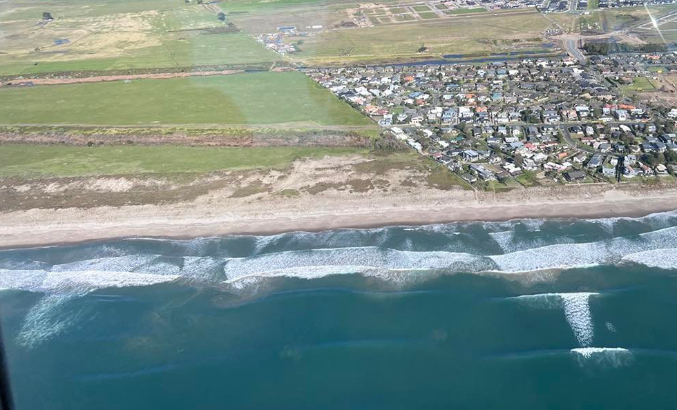 Housing at Pāpāmoa comes to an abrupt end at Te Tumu, which is earmarked for future housing development. Photo / Kiri Gillespie