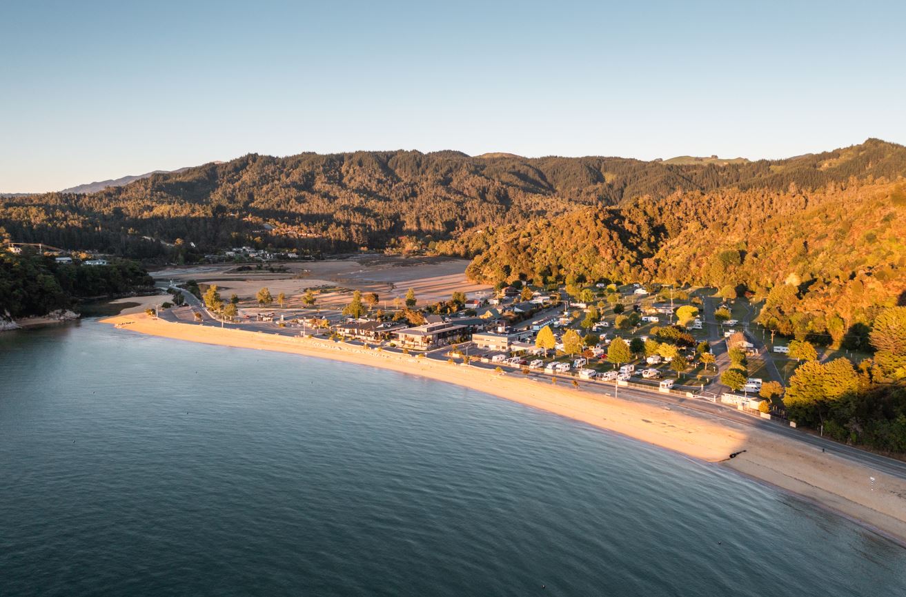 Kaiteriteri Beach is the postcard-perfect beach, with glistening turquoise water, thickly forested headlands, gloriously golden sand. Photo / Roady