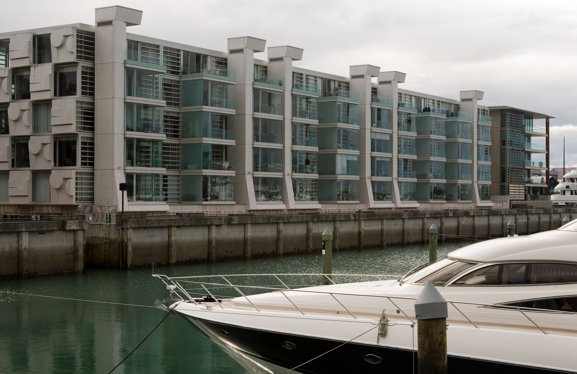 Stratis apartments on Lighter Quay. Photo / Paul Estcourt