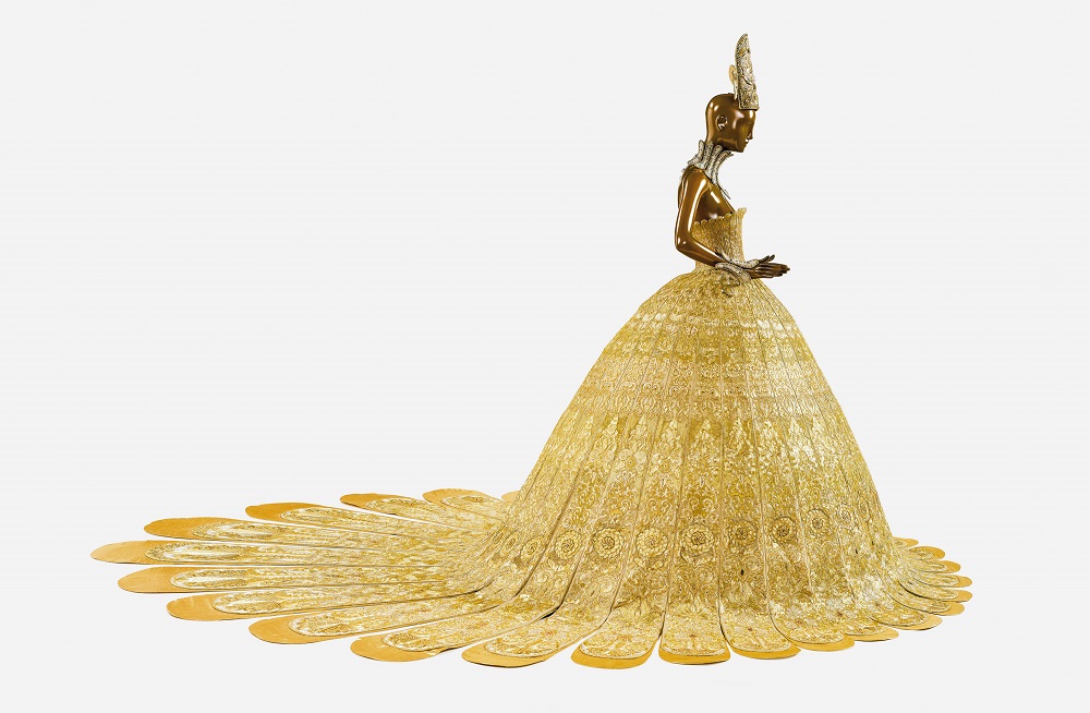 The Da Jing (Magnificent Gold), 2006 © Guo Pei. Photo / Lian Xu
