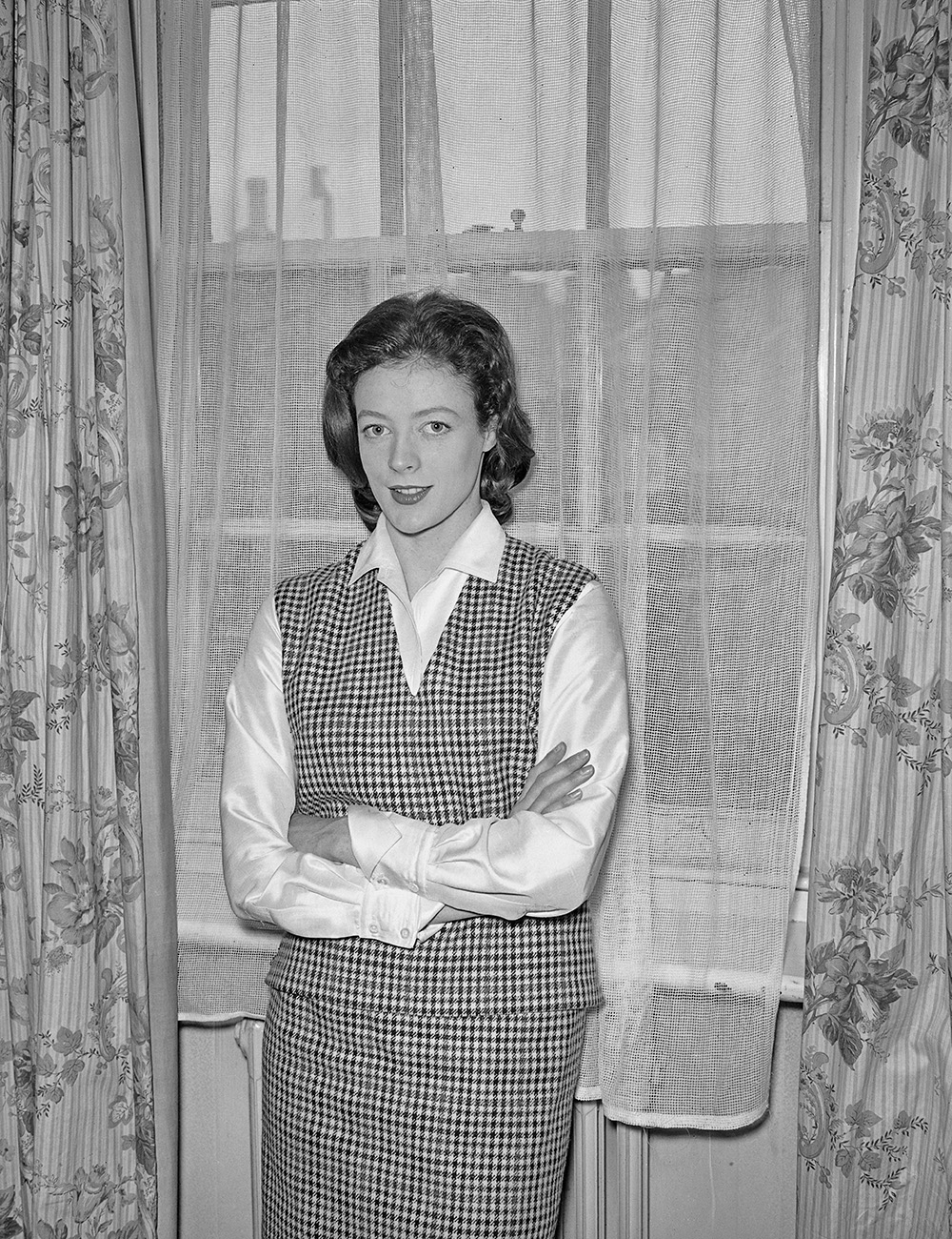 Maggie Smith in London in 1960, ahead of the opening of the play ‘What Every Woman Knows’ at the Old Vic Theatre. Photo / Getty Images