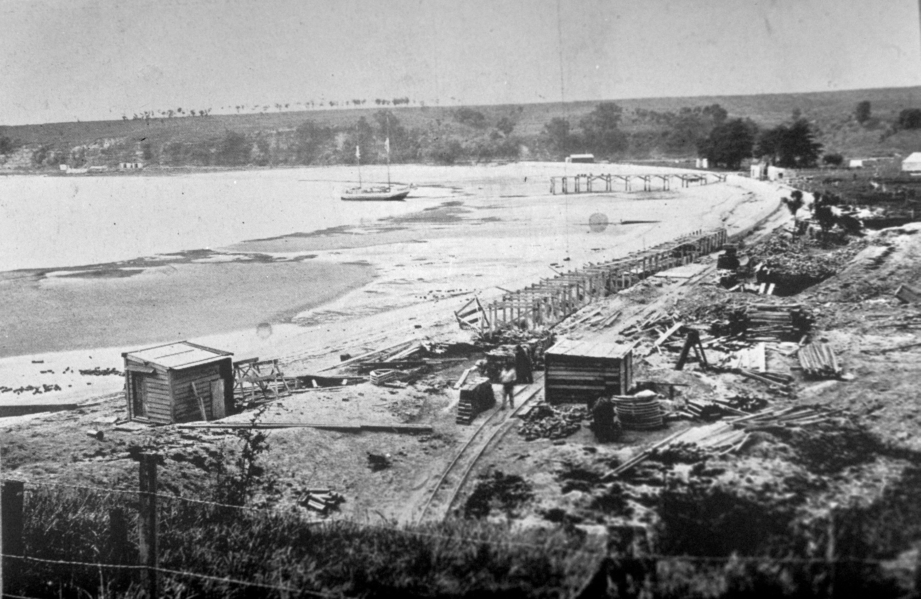 The construction of a sewer pipe built across the beach in front of the Ngāti Whātua village. Photo / Auckland Libraries Heritage Collections 7_A362