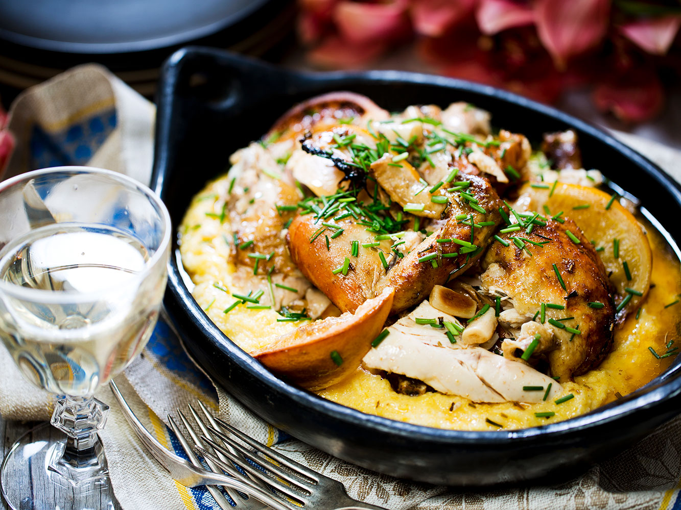Bright greens add fresh flavours to this juicy chicken dish. Photo / Babiche Martens