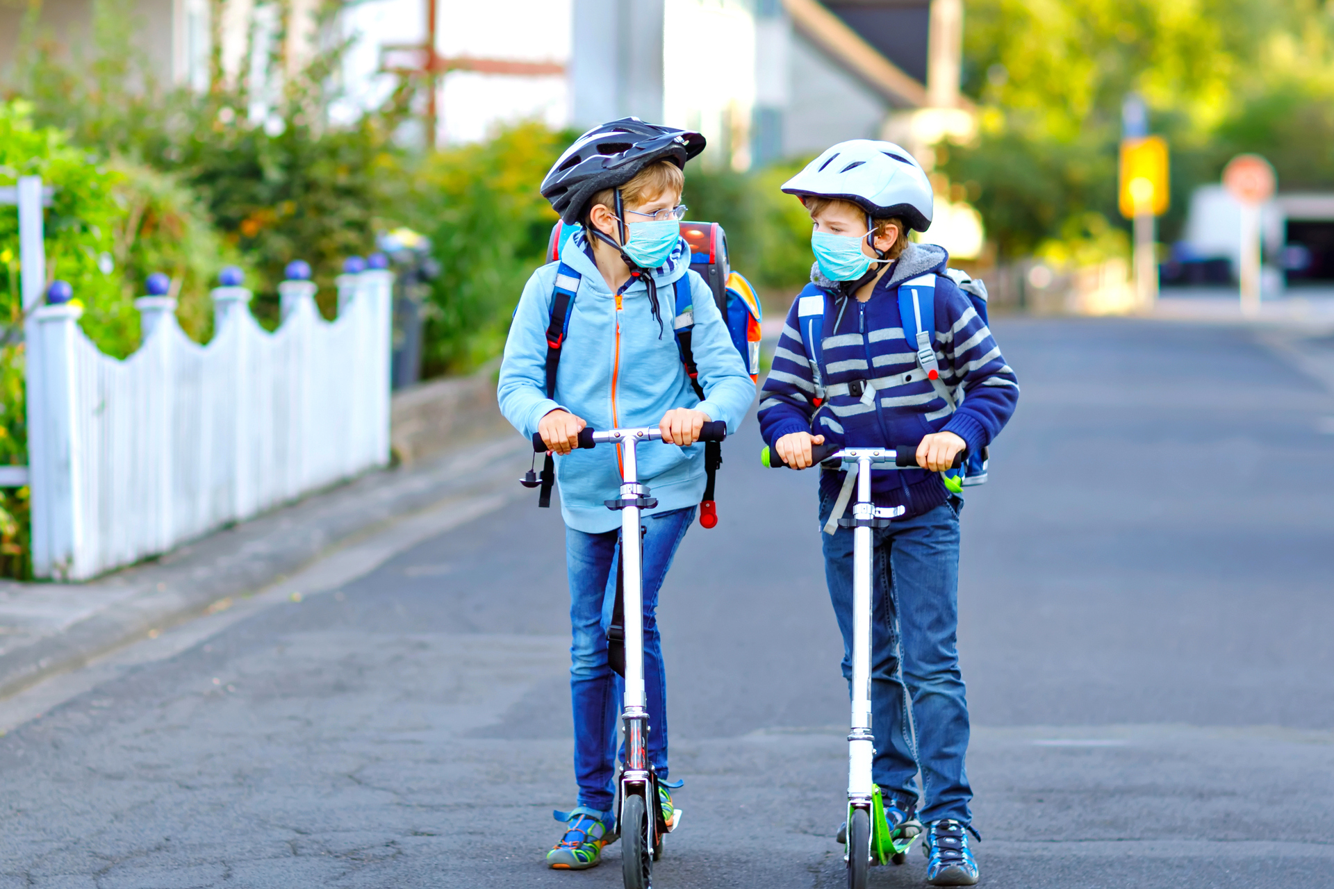 An ER professional lists the five most dangerous toys to gift your kids this Christmas.