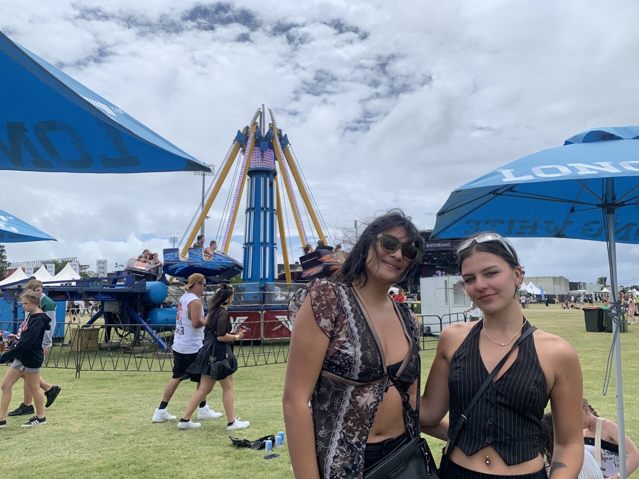 Ryley Oflaherty and Imogen Knightley came from Auckland for the event. Photo / Megan Wilson