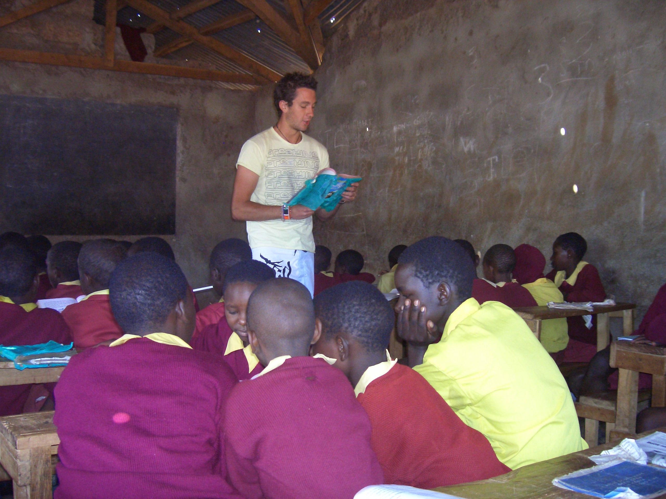 Dan Radcliffe teaching in Kenya on a volunteer trip overseas. Photo / Dan Radcliffe.