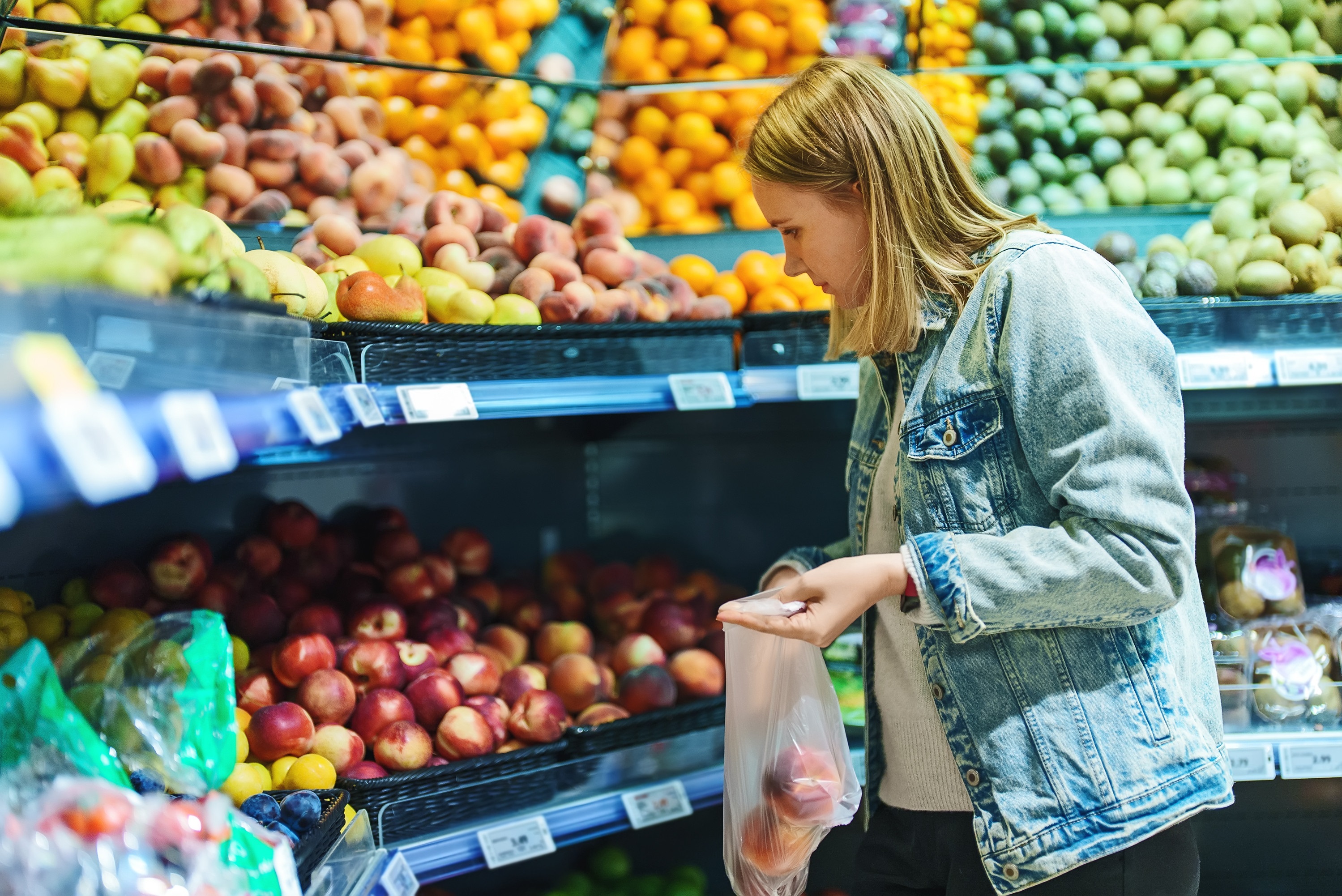 It’s better to include more things like vegetables and fermented foods in your diet than restrict yourself unnecessarily. Photo / 123rf