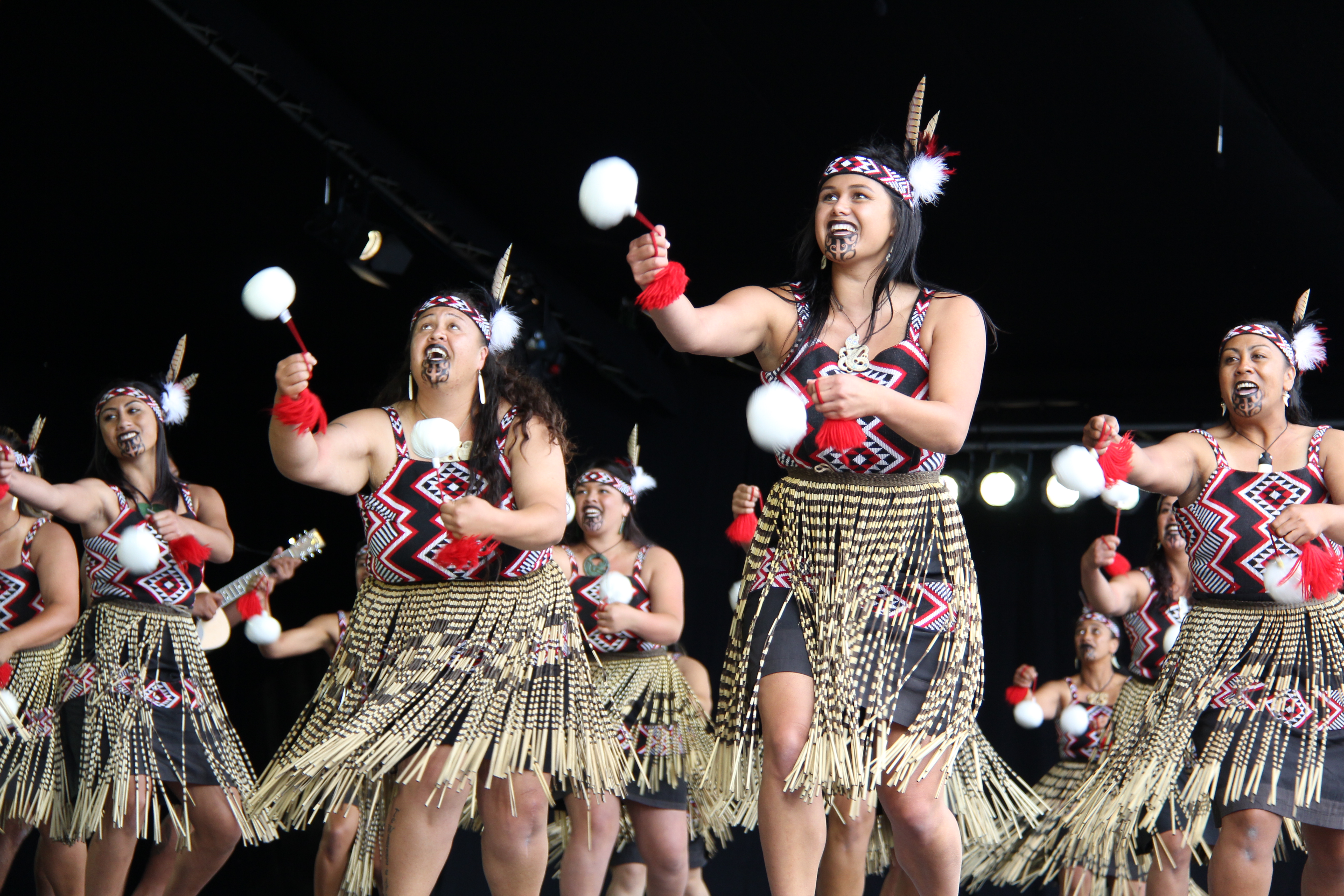 Current Te Matatini champions, Te Whānau-ā-Apanui, perform the poi.