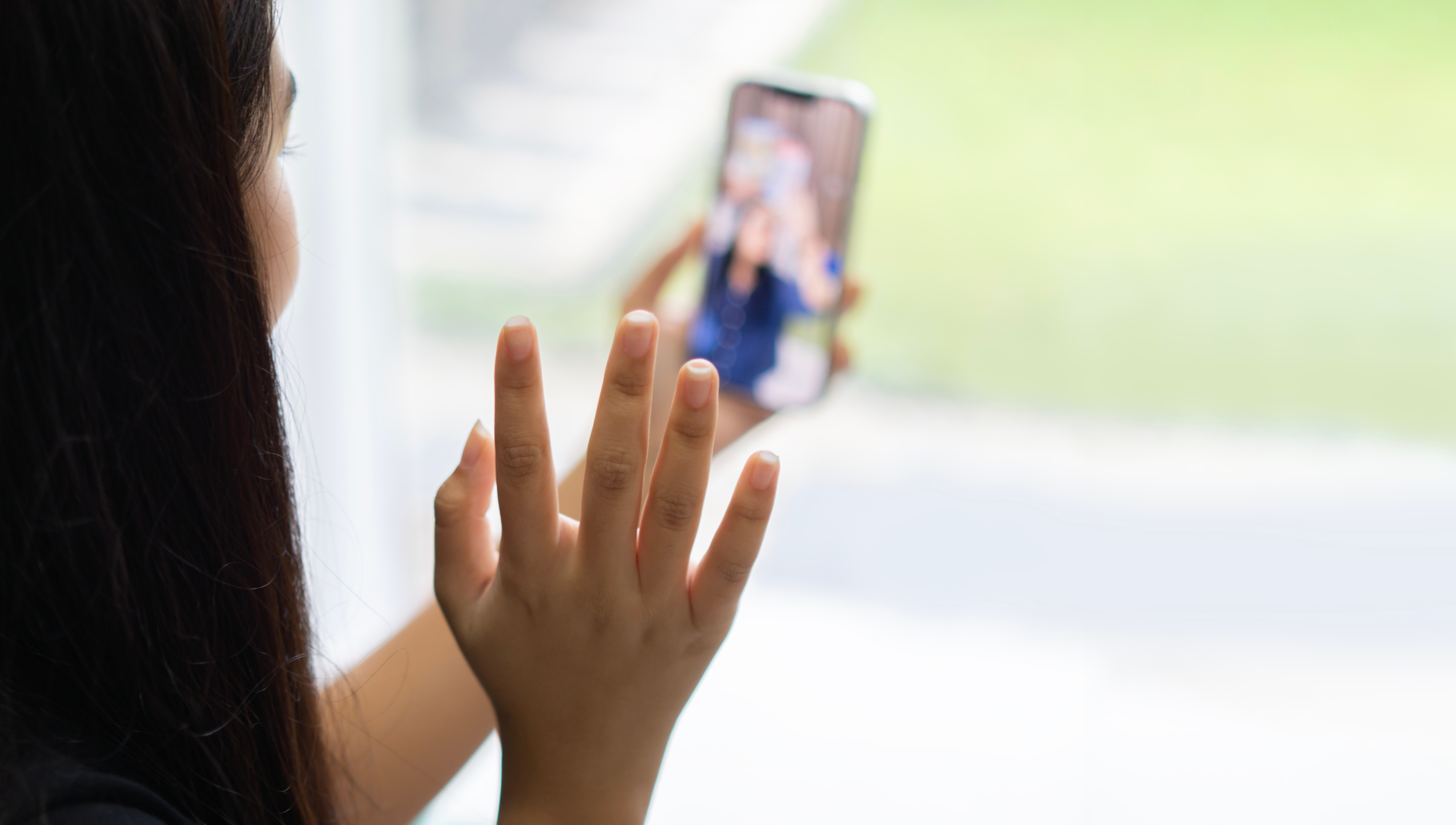 Researchers say a huge number of young Kiwis are spending time on five or or more apps a day. Photo / NZME