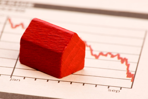 The property market in Auckland and Wellington is experiencing one of its worst slumps.