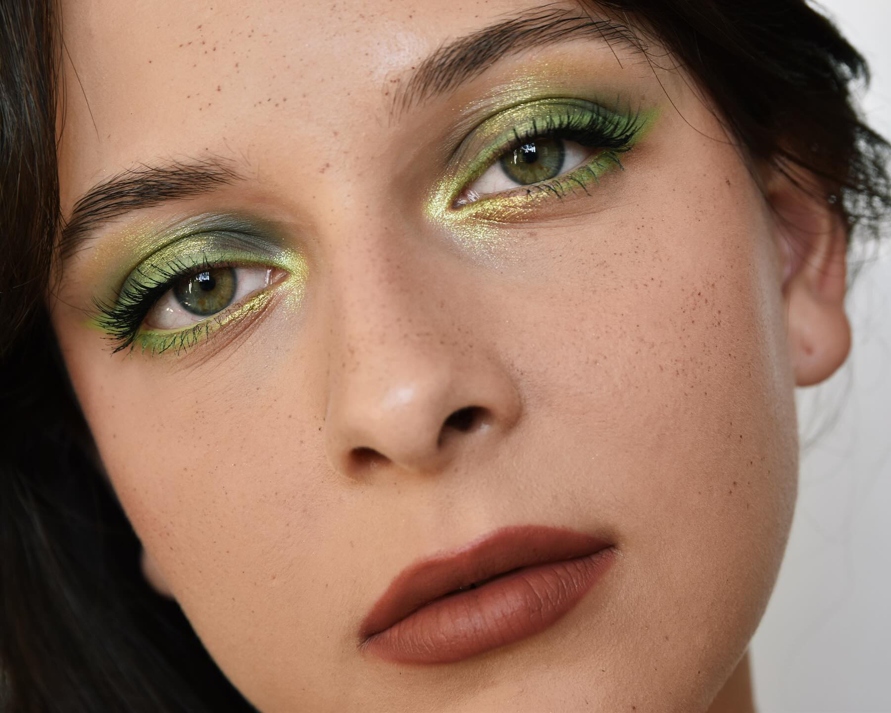 Drink up! Martini makeup sees shimmering shades of golden and green come to the fore. Photo / @Matamarozzi