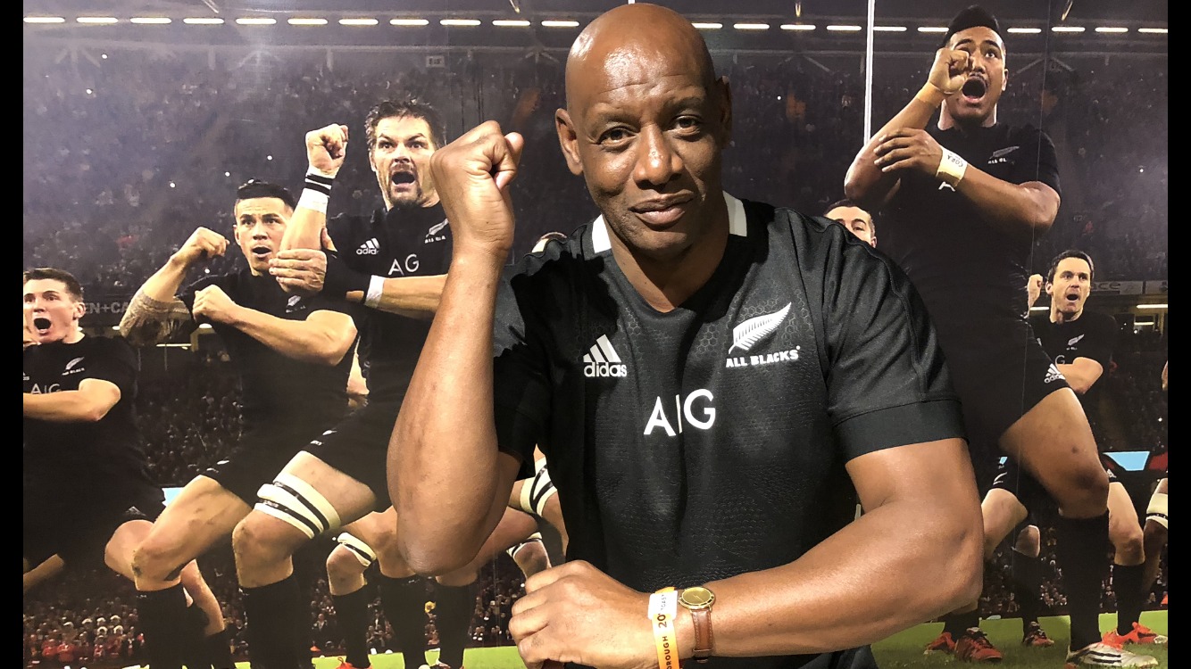 The Chase star Shaun Wallace has timed his trip here to watch the All Blacks face England – but he admits he will have divided loyalties at the games.