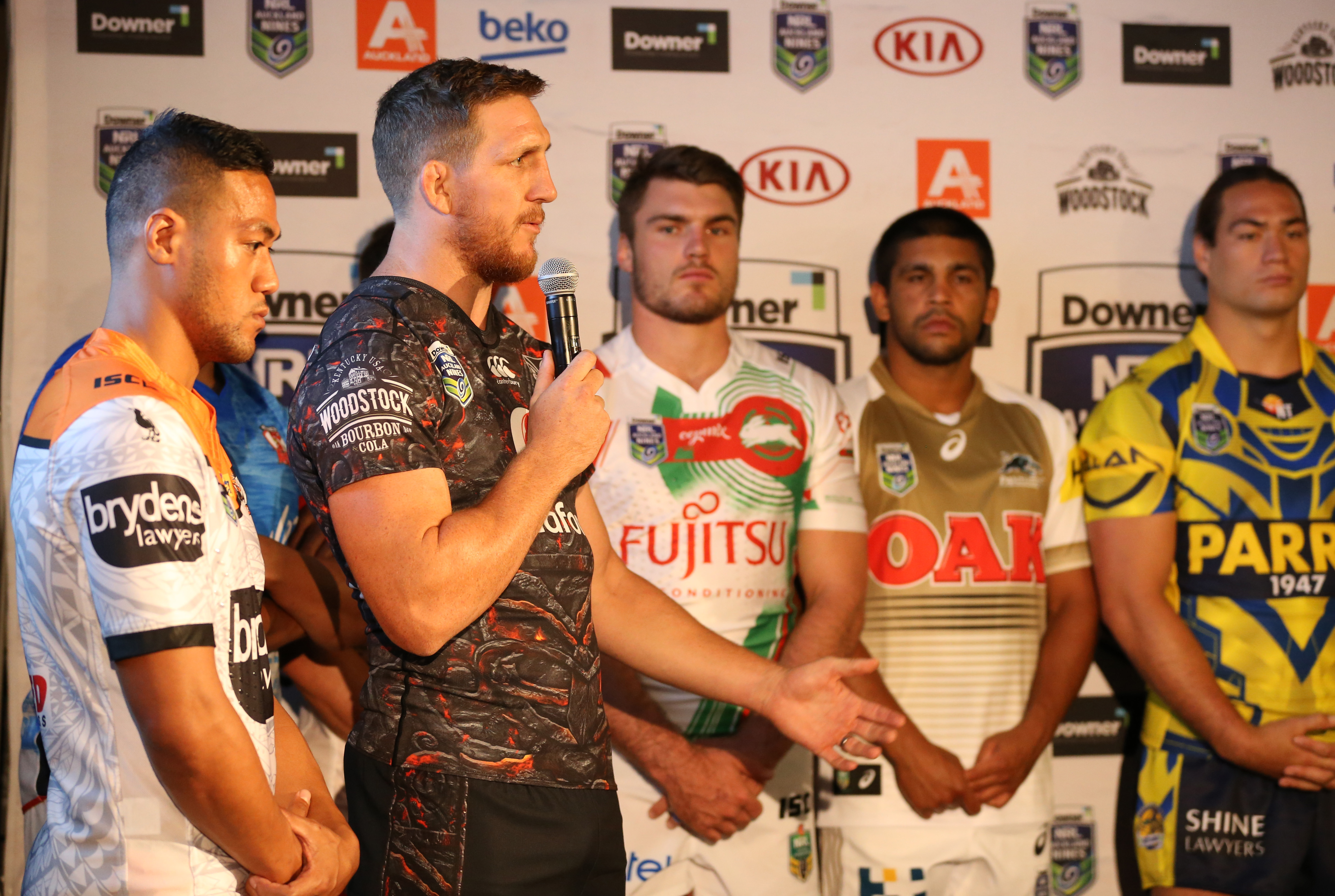 NRL: Warriors unveil new jerseys for 2017 season - NZ Herald