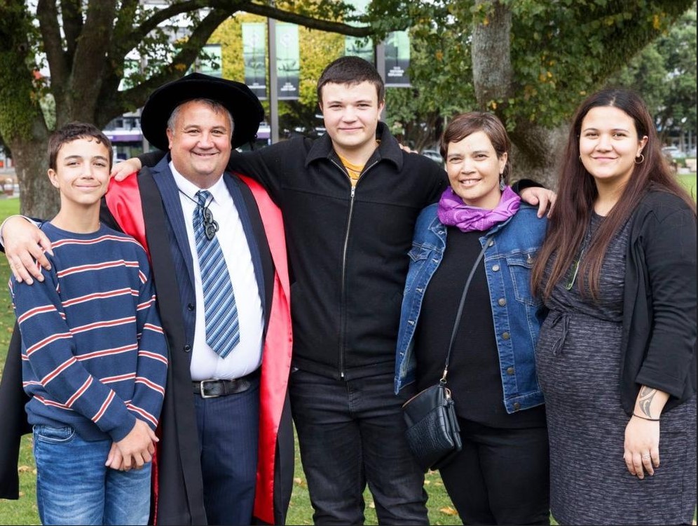 Malcolm and Wiki Mulholland with their children Patrick, Ihaia and Molly Rose.
