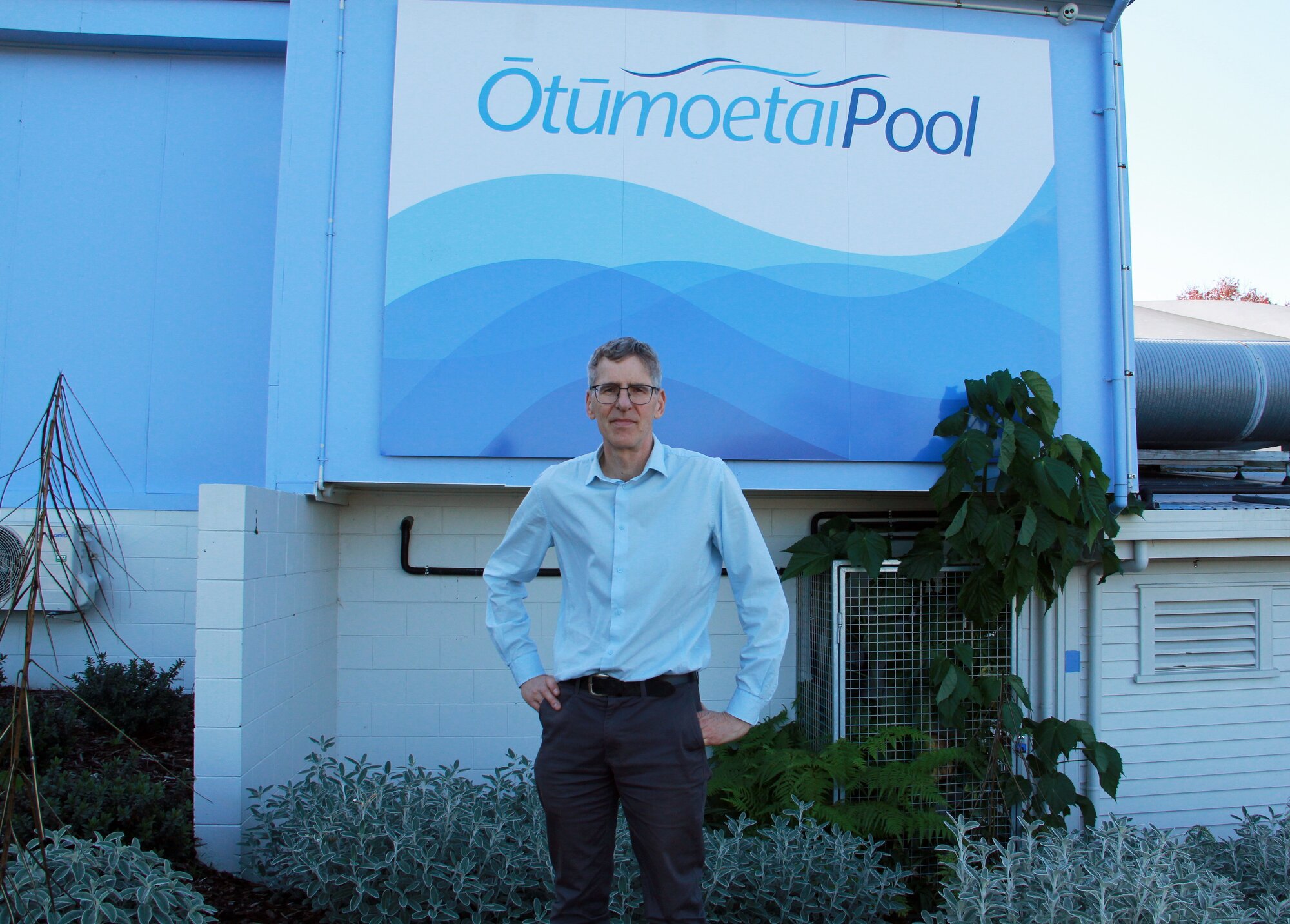 Councillor Glen Crowther outside the Ōtūmoetai Pool that he hopes will be saved from closure. Photo / Supplied