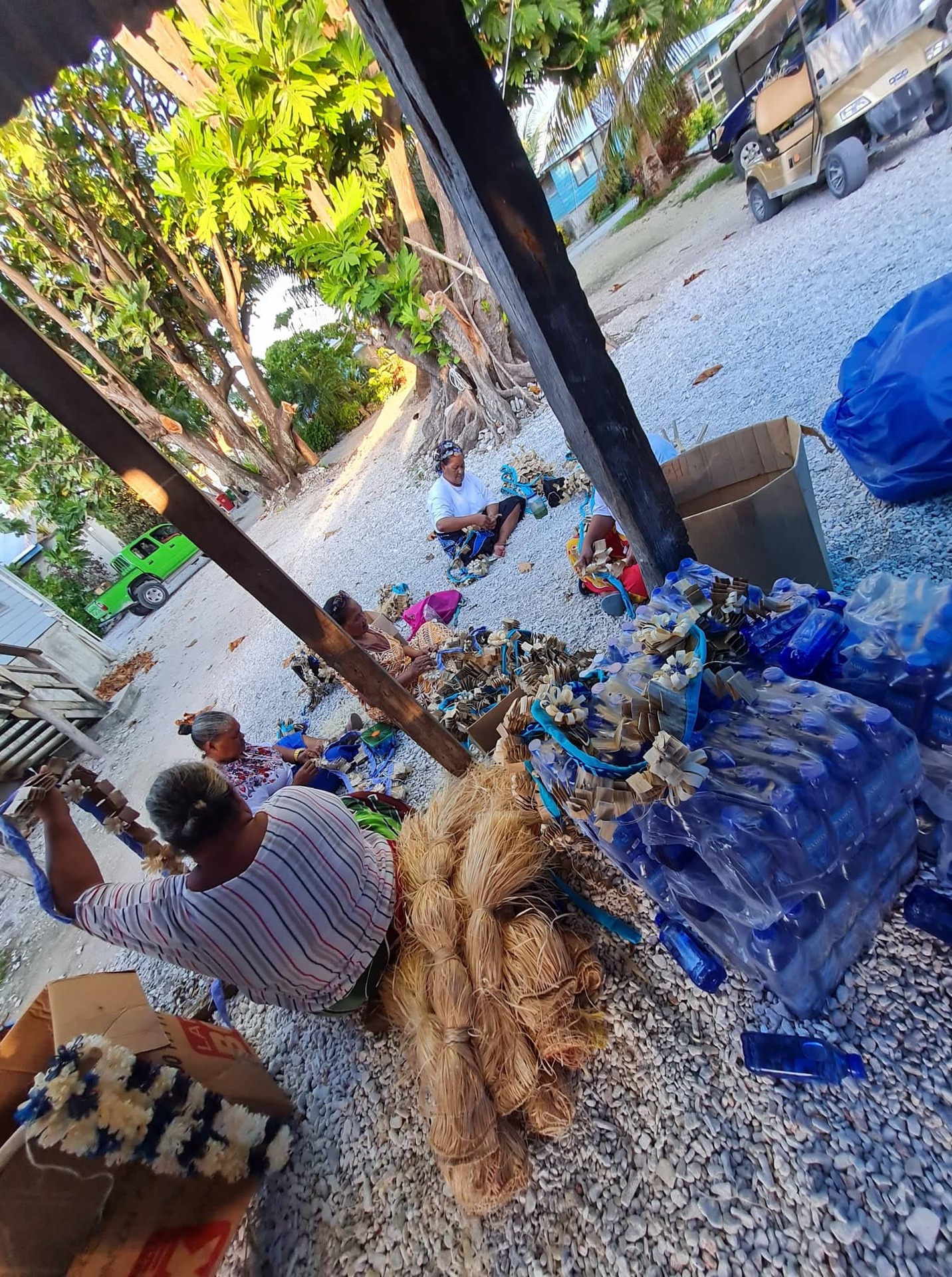 Women in Tokelau creating handicrafts. Photo / Peki Lepaio