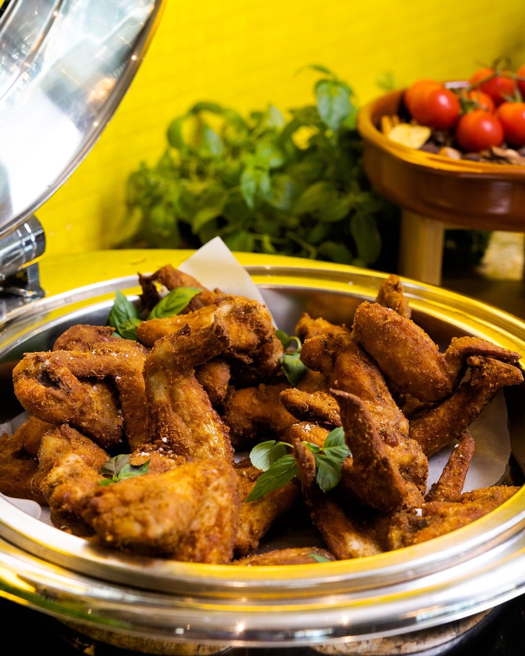 Buffet restaurant Fortuna recently started a limited-time-only chicken station. Photo / @Skycityakl