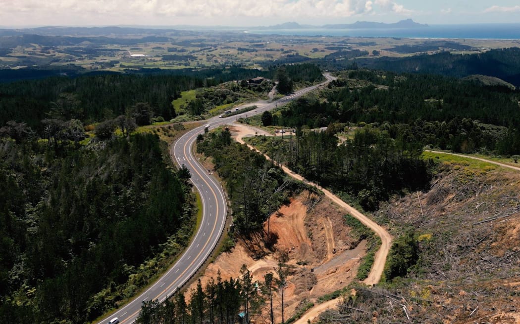 State Highway 1 over the Brynderwyns. Photo / RNZ - Nick Monro