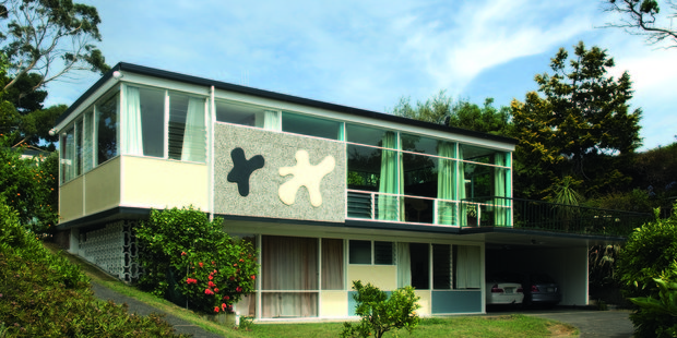 The Wilson House in Whanganui, designed by Don Wilson in 1958-1960, features in 'Modern: New Zealand Homes from the 1940s to 1970s' (Random House). Photo / Paul McCredie