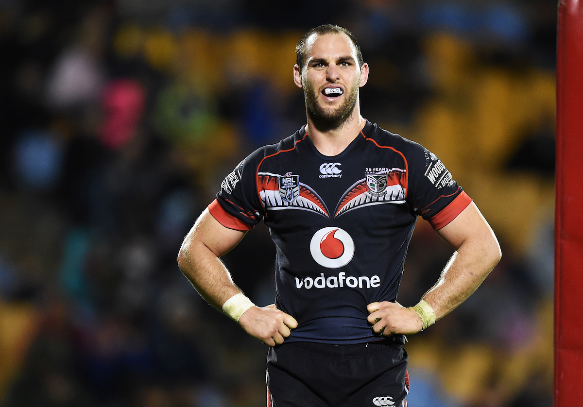 A dejected Simon Mannering during 2015 NRL season. Photo / Photosport