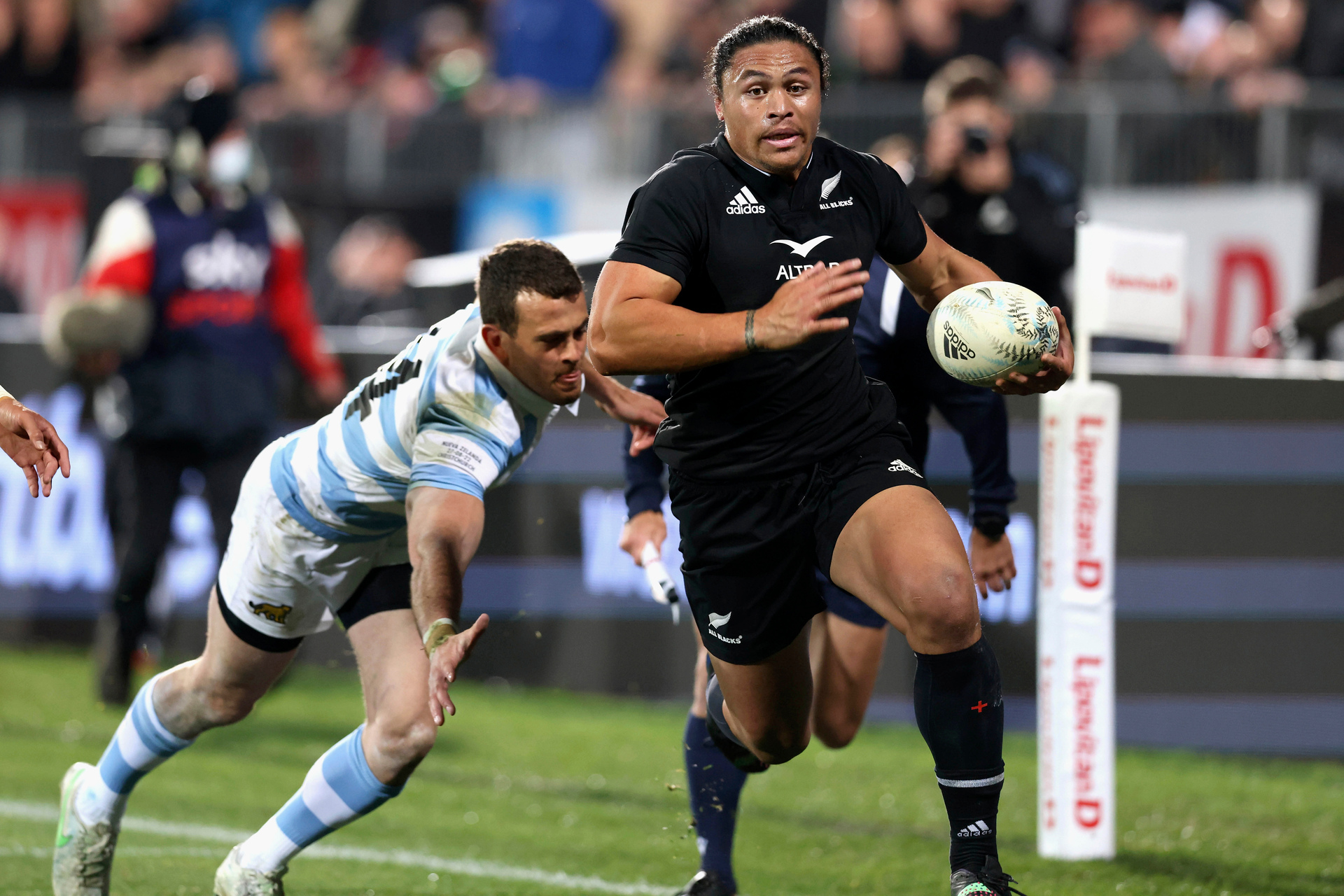 Caleb Clarke (right) scores a try against Argentina during their Rugby Championship match in Christchurch, New Zealand back in 2022. Photo / Photosport