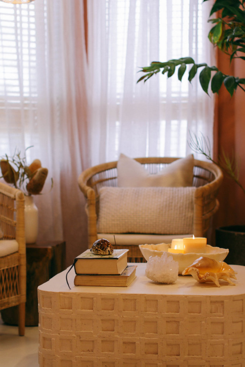 Amanda recommends arriving early to unwind with a cup of Skinography's signature skin-loving tea and to flick through one of the inspiring books on offer. Photo / Supplied