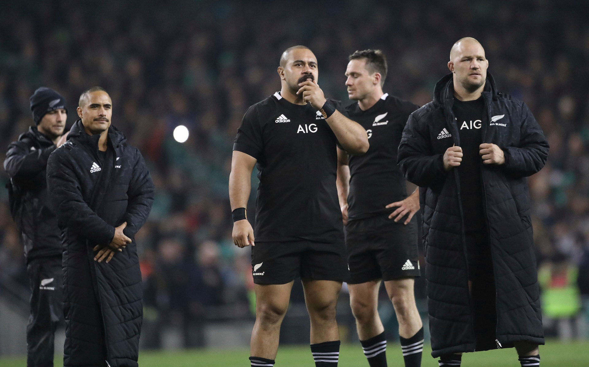 New Zealand players stand on the pitch after the rugby union international between Ireland and the New Zealand All Blacks in Dublin, Ireland, Saturday, Nov. 17, 2018. Photo / AP