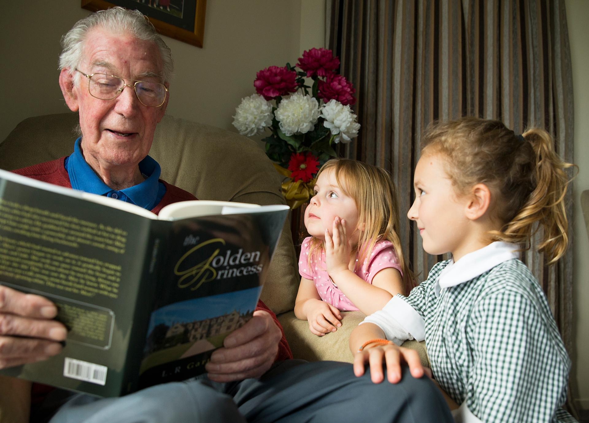 Pen replaces the sword for war veteran - NZ Herald