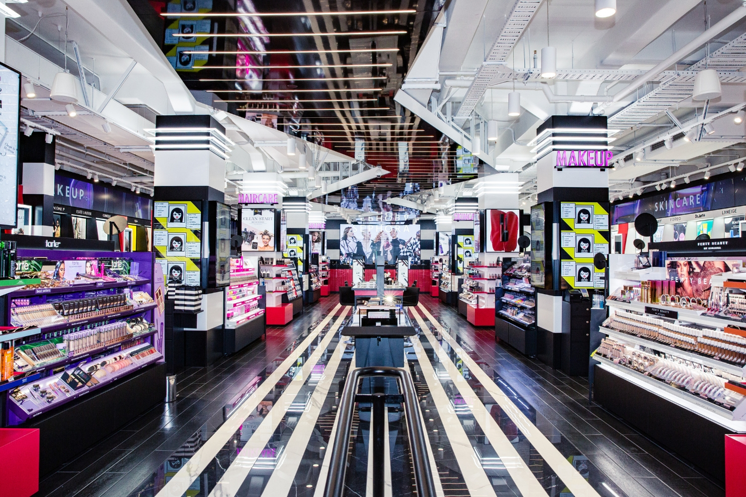 The Sephora Beauty Bus will be parked in the bus lane outside the store tomorrow morning from 7am. Photo / Babiche Martens