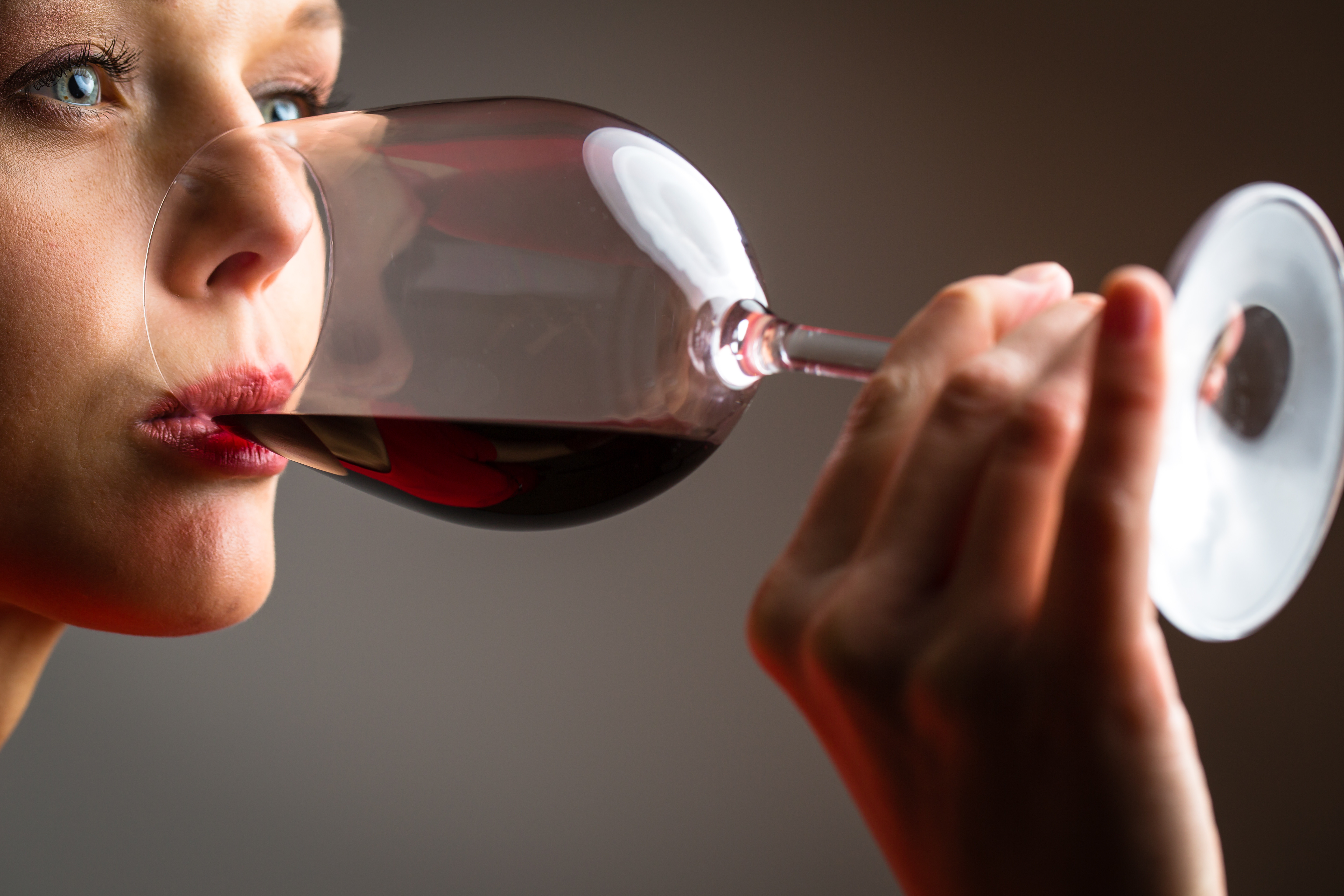 With new research questioning the health benefits of moderate drinking, is it time to rethink how much alcohol is too much?Photo / 123rf