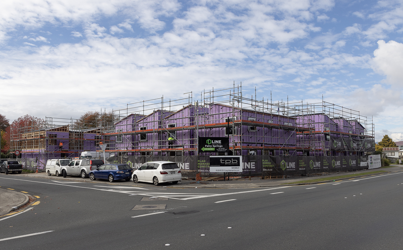 Fifteen Kāinga Ora apartments on Fairy Springs Rd will be finished by the end of October. Photo / Andrew Warner