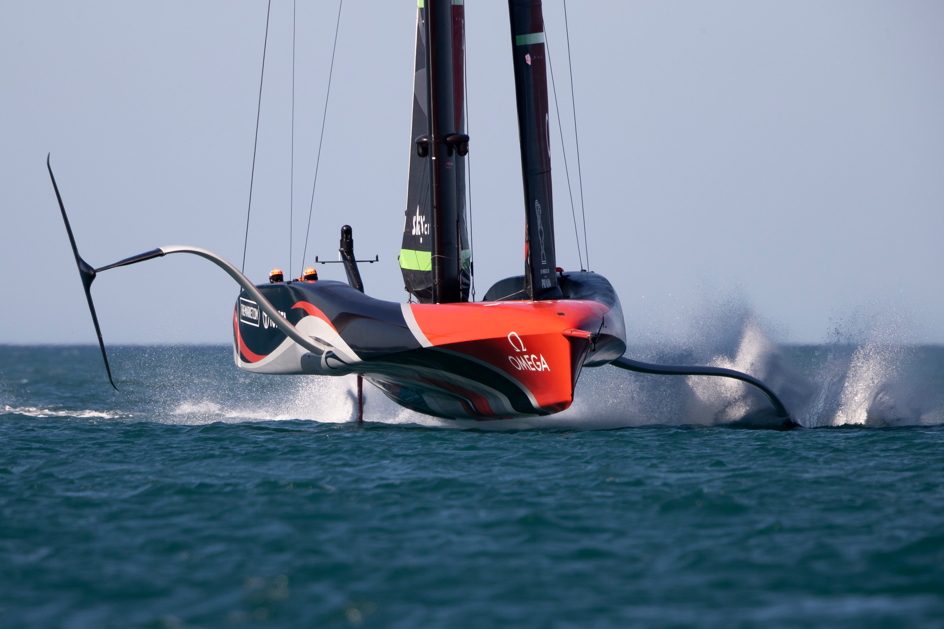 America's Cup Team New Zealand Set a new Speed Record on a Land Yacht –  Robb Report