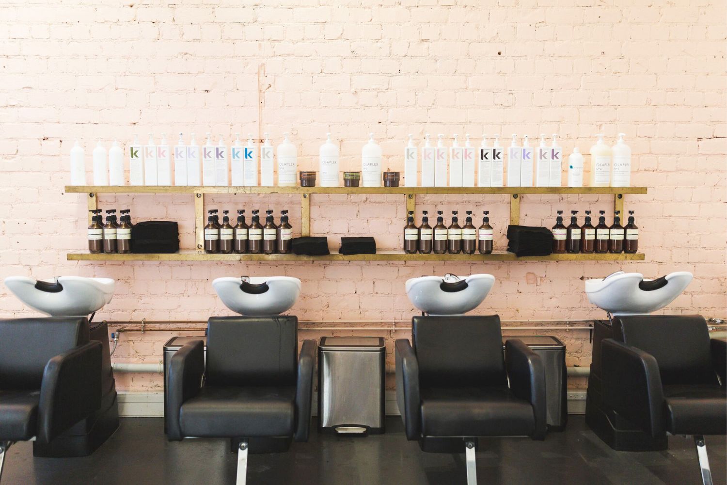 Loxy’s Ponsonby location featured pink-painted brickwork and gilt mirrors at every work station. Photo / Supplied 