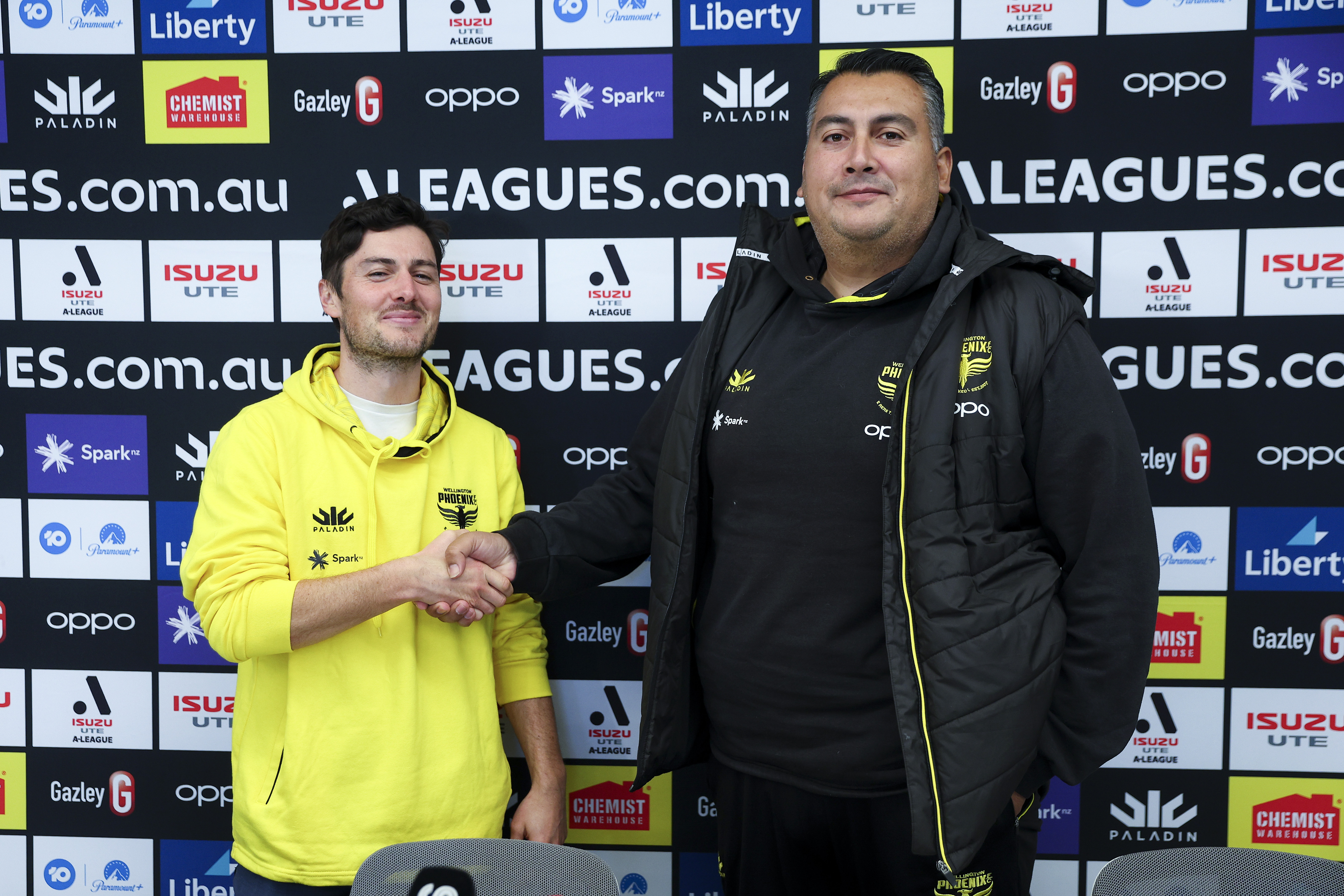 Star signing Marco Rojas and Wellington Phoenix coach Giancarlo Italiano. Photo / Getty Images