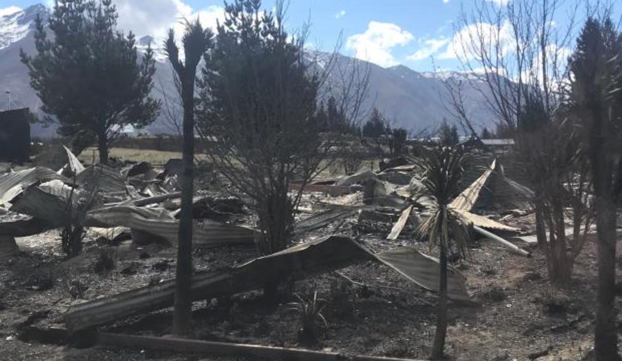 This house in Lake Ohau has been completely destroyed by the fire. Photo / Daisy Hudson