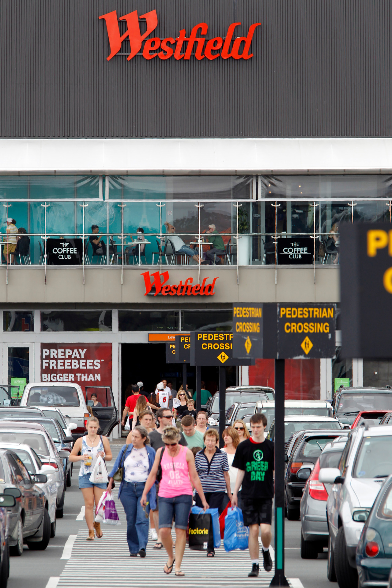 Kmart Albany Attack Claim Police Investigating Mother S Complaint That Stranger Rammed Punched Tantrum Toddler Nz Herald