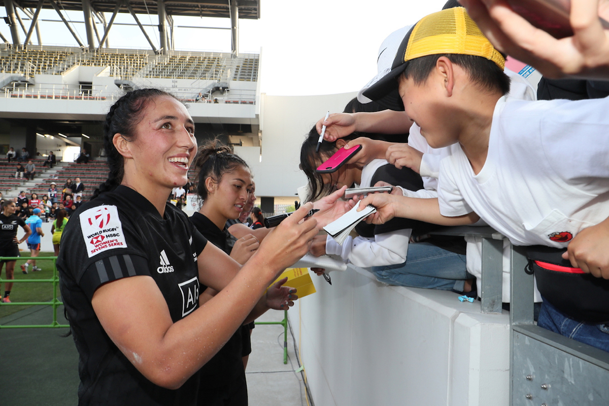 Sarah Hirini with fans in Japan. Photo / Photosport