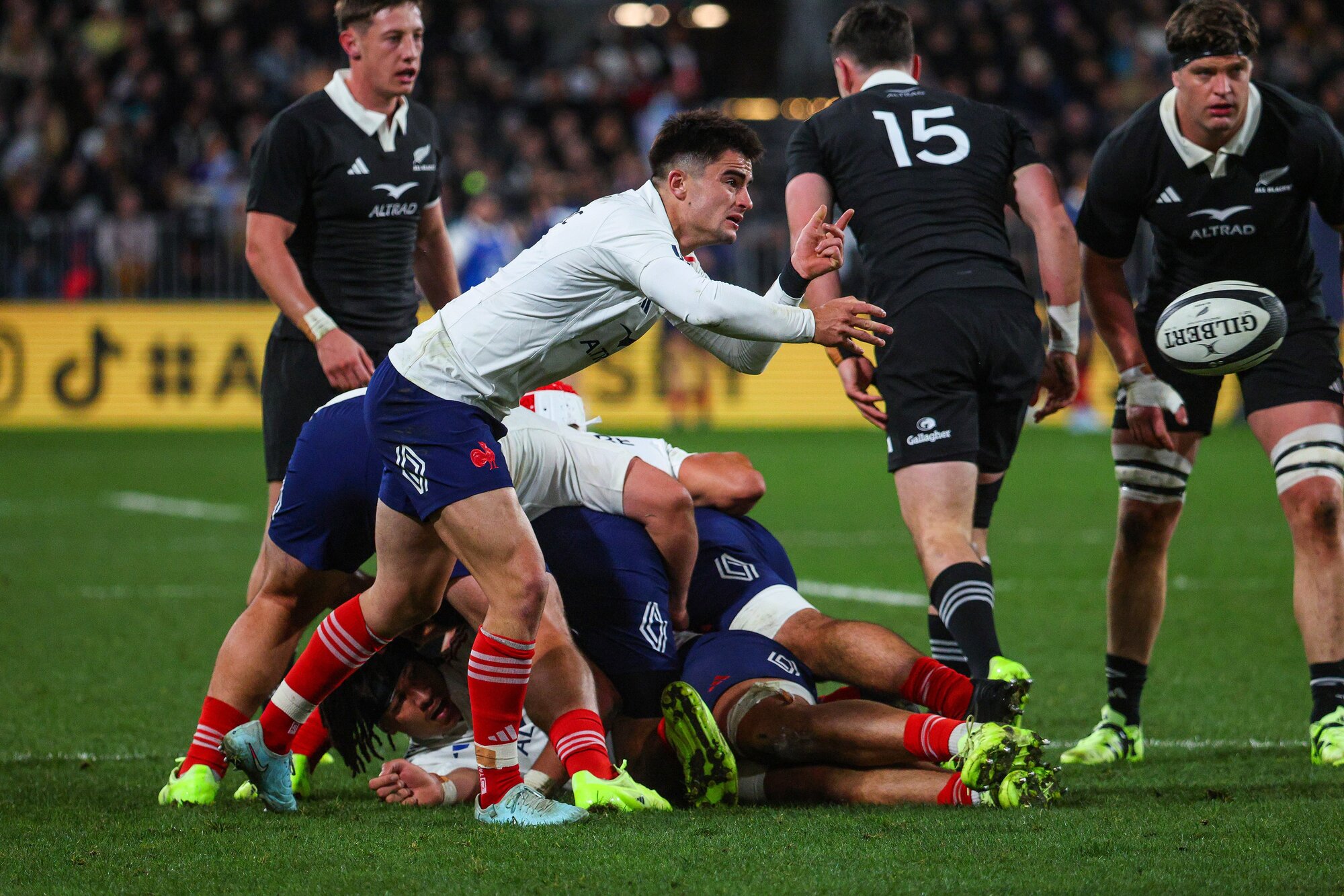 Nolann Le Garrec fires the ball out from a breakdown. Photo / Photosport