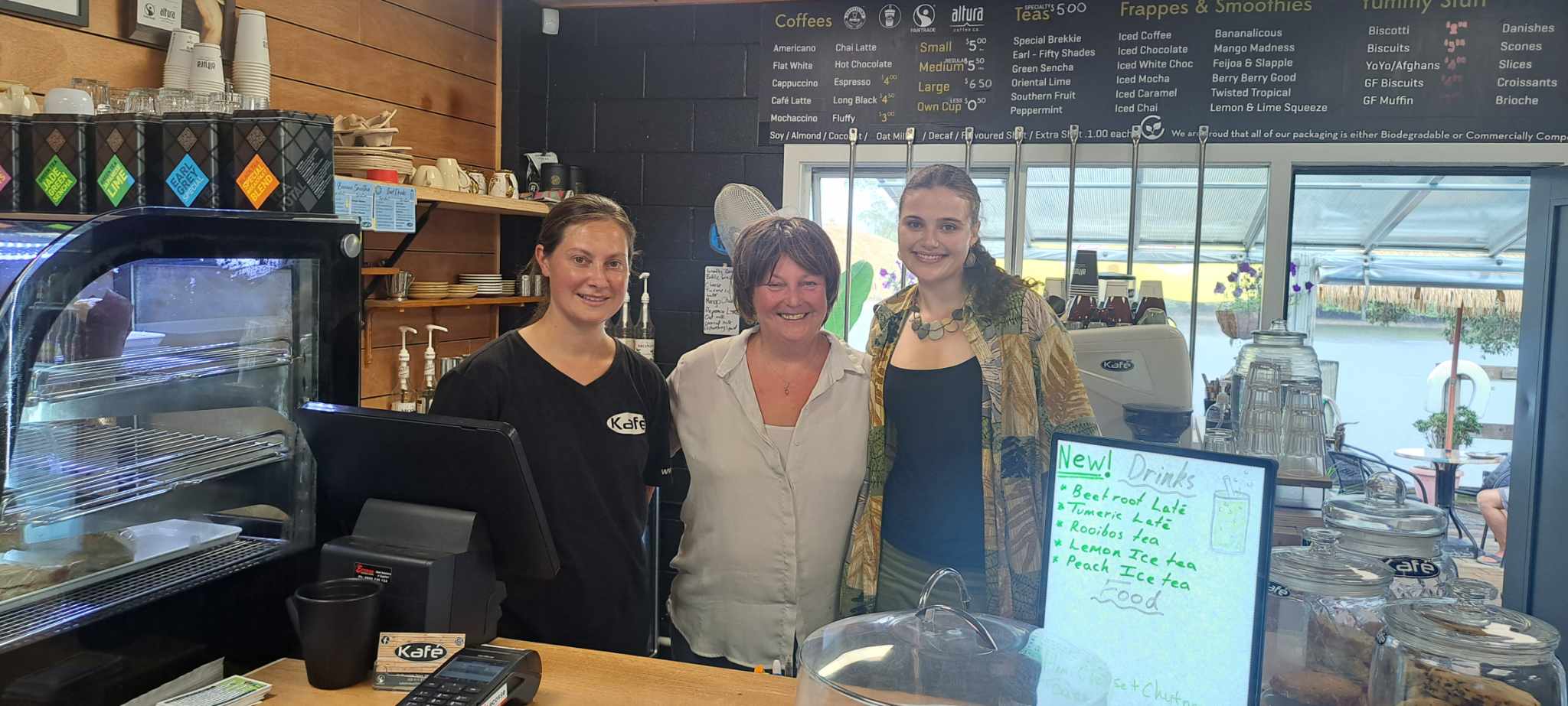 Eleanor Barnard and Fern Shaw-Williams at Kafe, where Fiona Eaton first started her reviews. Photo / Brodie Stone