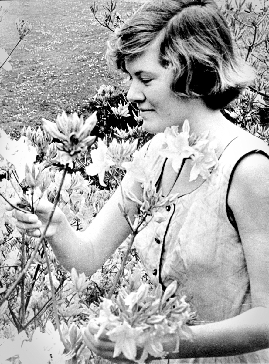 Juliet Hulme in the Ilam garden a year before the murder. Photo / Christchurch Star-Sun