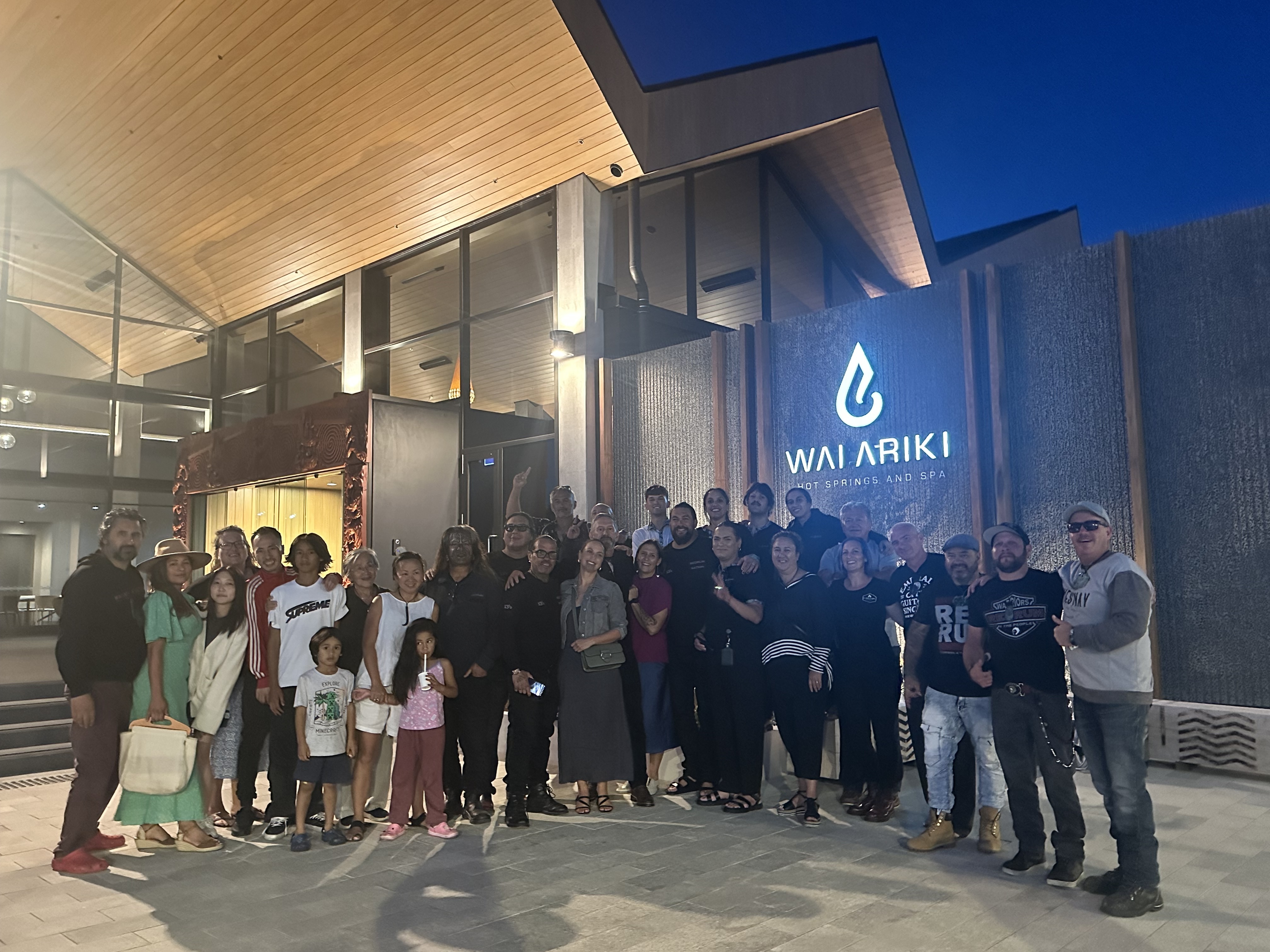 Jason Momoa and friends enjoyed a night at Wai Ariki Hot Springs & Spa.