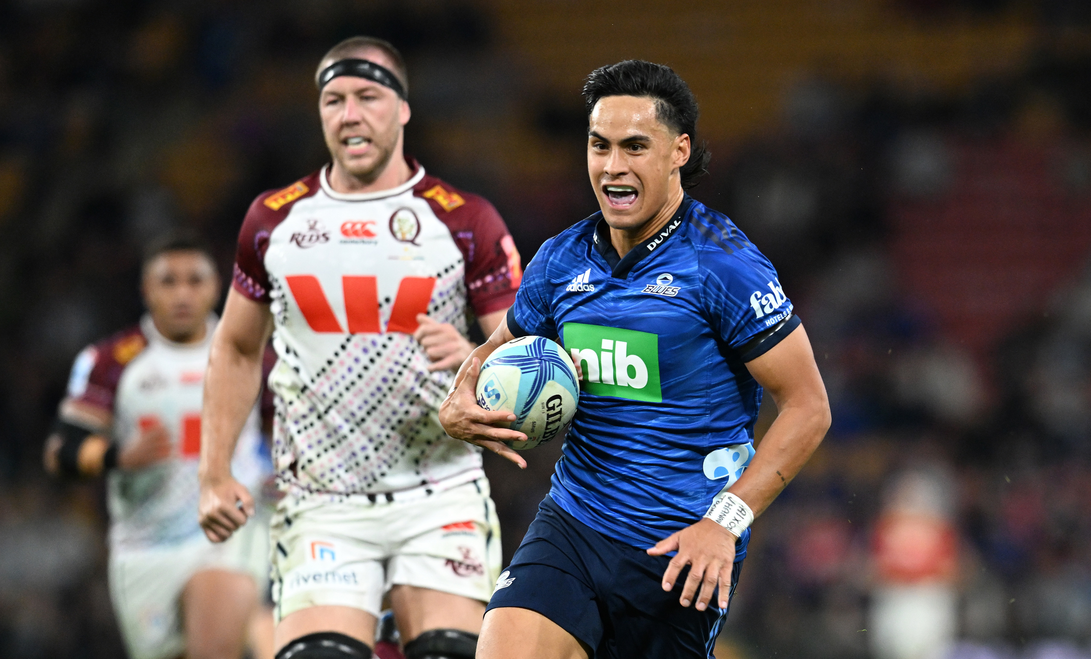 Zarn Sullivan in action against the Reds. Photo / Photosport