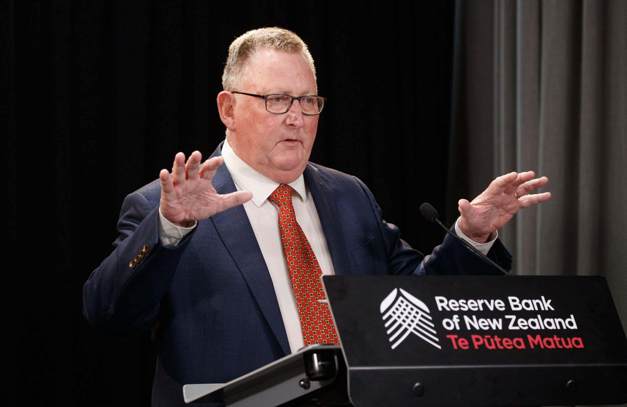 Reserve Bank governor Adrian Orr notes the average interest rates banks receive for all the mortgages they issue isn't expected to fall by too much by the end of the year. Photo / Mark Mitchell