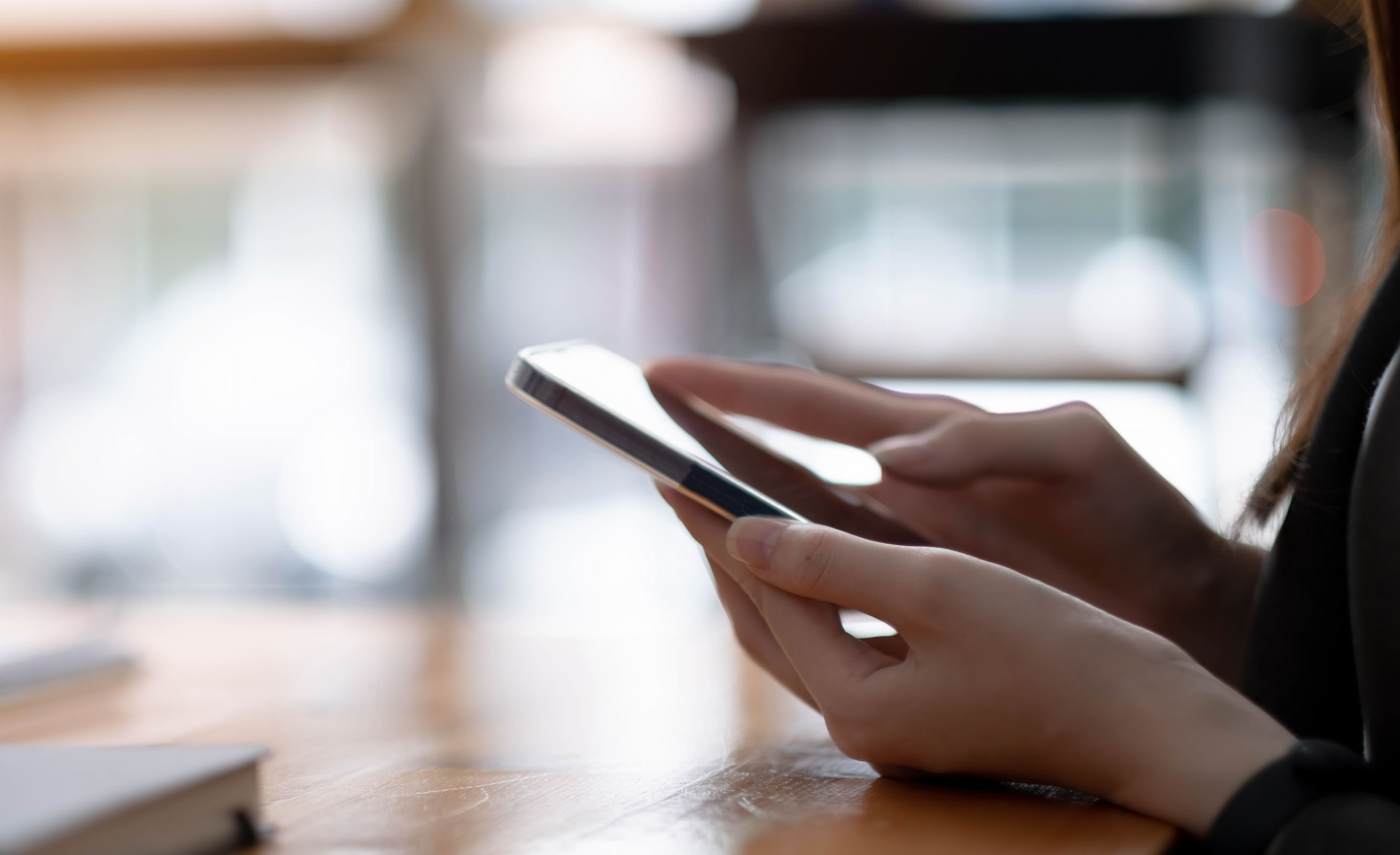 Ashburton College principal Ross Preece has announced the decision to ban the use of cellphones during school hours. Photo / 123rf