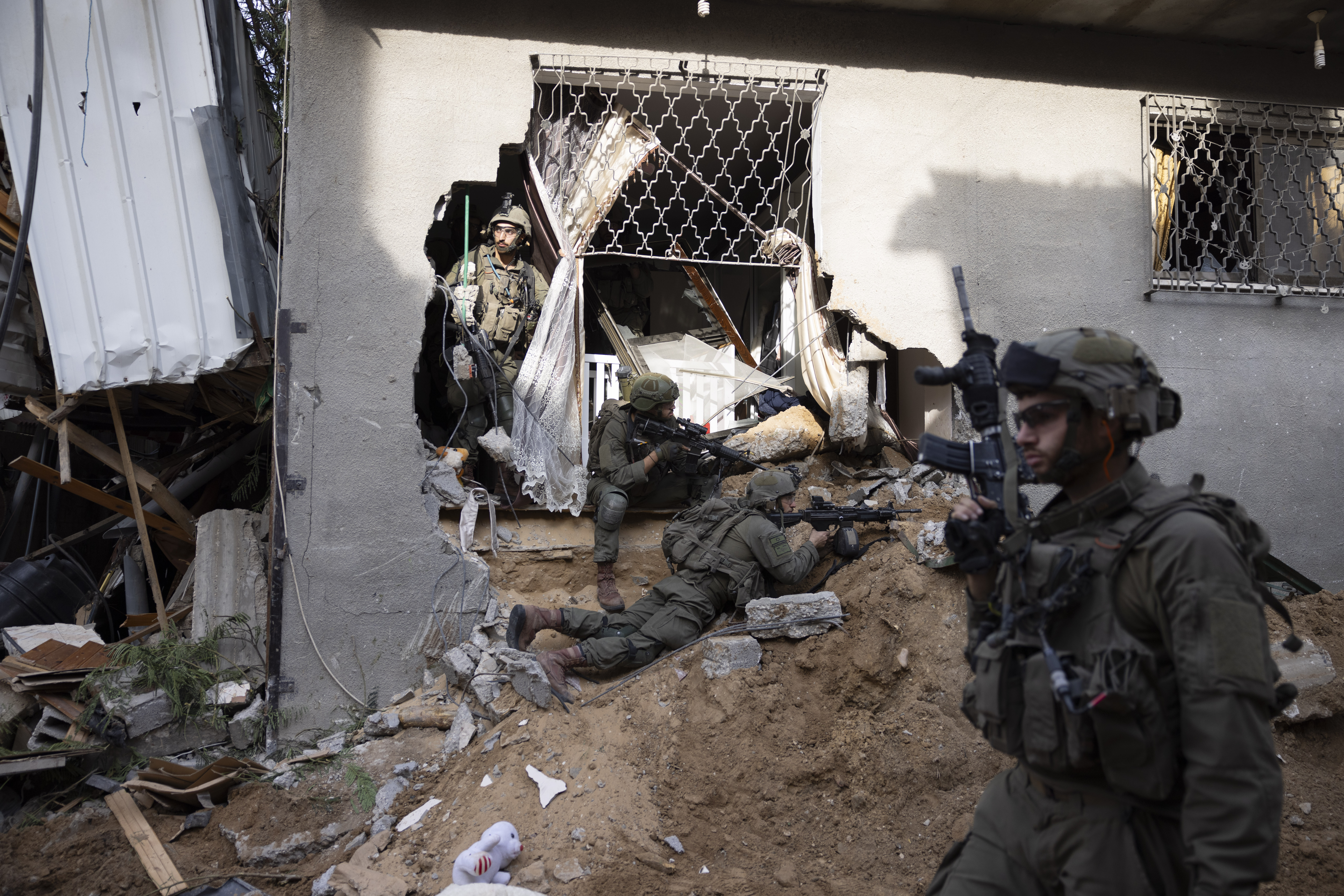Israeli soldiers in Gaza City's Shijaiyah neighbourhood. Photo / AP